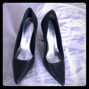 Jennifer Lopez pumps